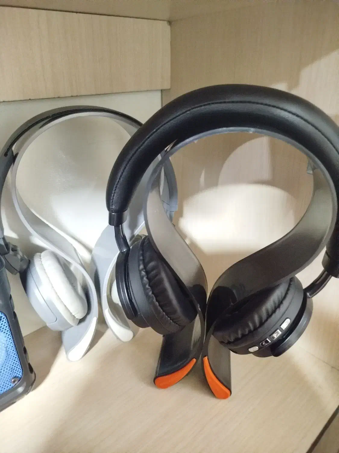 لوازم جانبی نو|لوازم جانبی موبایل و تبلت|باسمنج, |دیوار