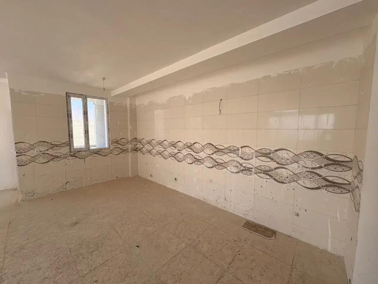 ۱۳۰ متر/ کوچه بهشت/ دونبش/ سه خوابه|فروش آپارتمان|دورود, |دیوار