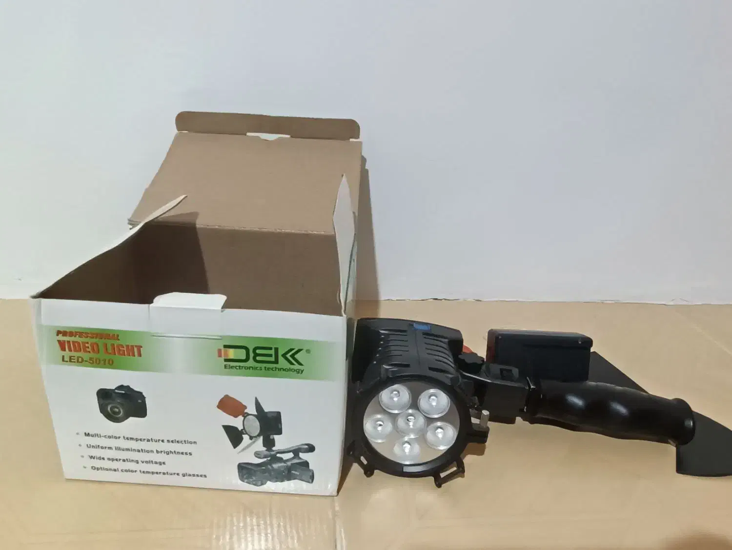 نور تصویربرداری و عکاسی|دوربین عکاسی و فیلم‌برداری|سنندج, |دیوار