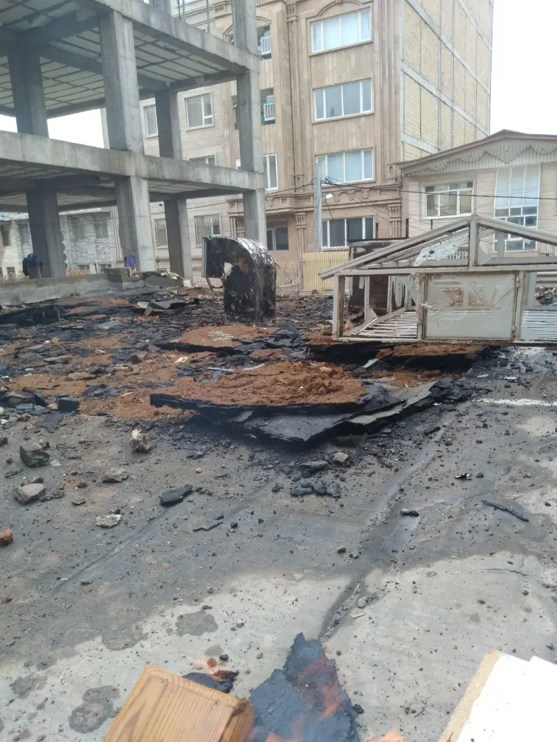 تخریب کار  وکنده کاری با پیکور با وجدان کاری|خدمات پیشه و مهارت|کرمانشاه, |دیوار