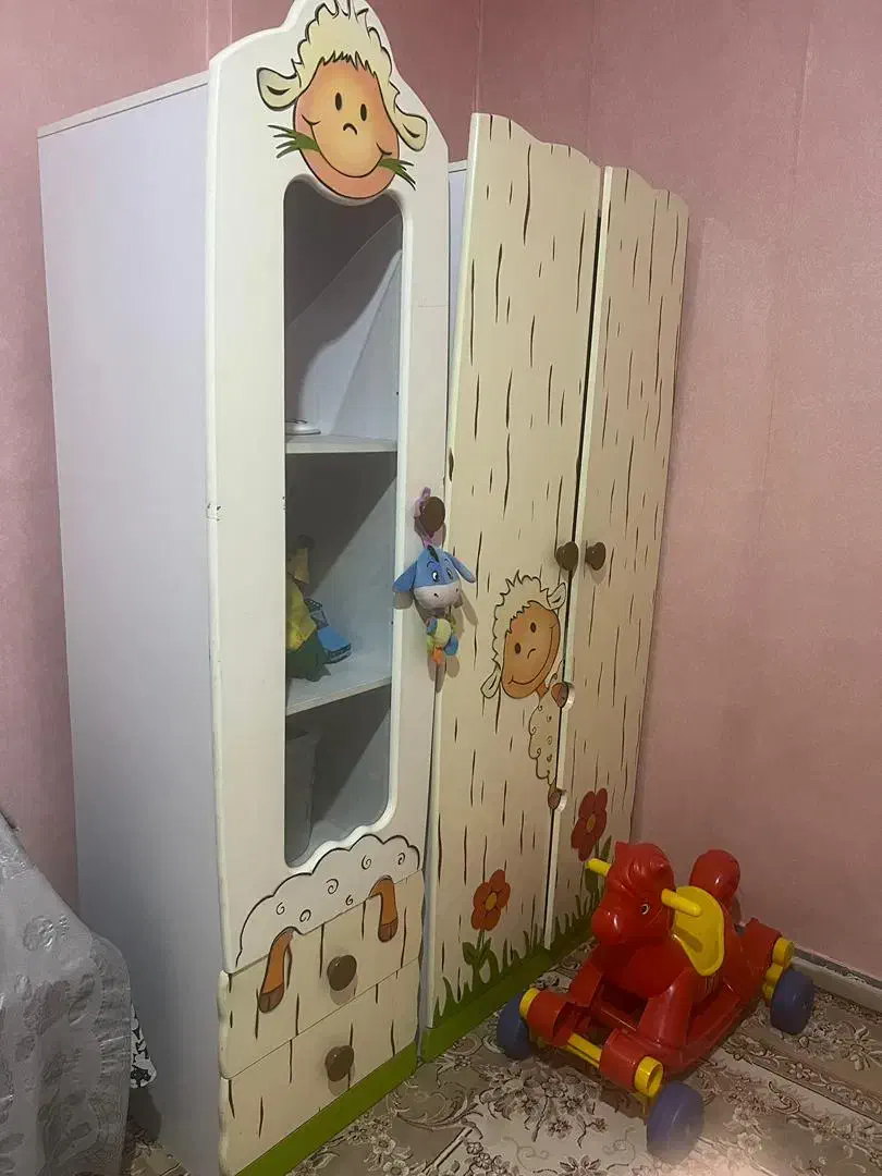 کمد ،ویترین ، تخت|تخت و صندلی بچه|کرج, گلشهر|دیوار