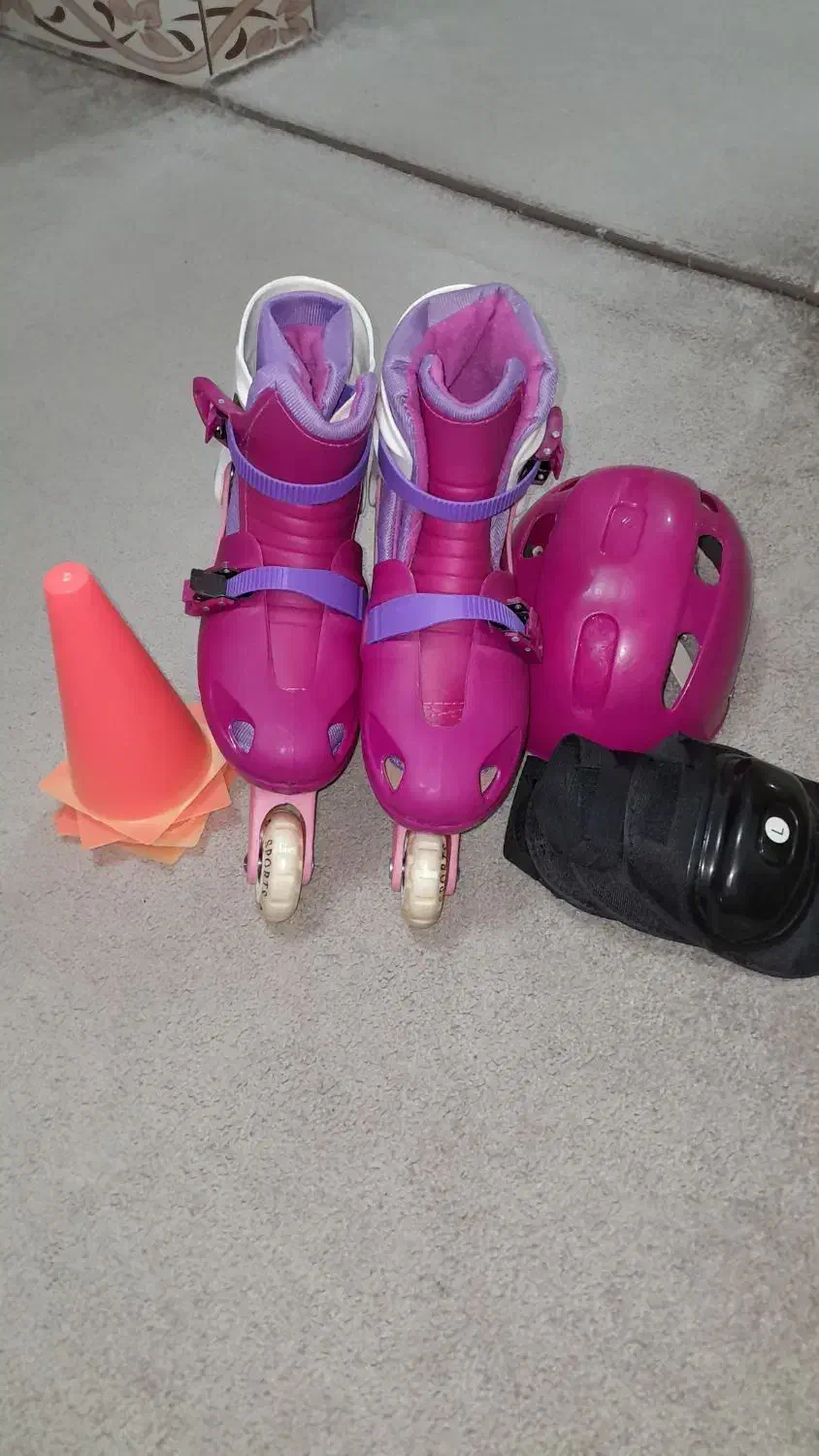 کفش اسکیت دخترانه|کفش و لباس بچه|خان ببین, |دیوار