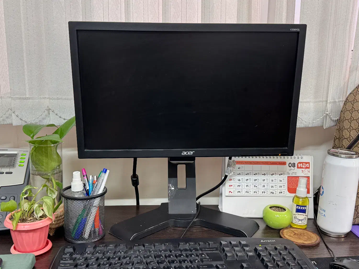 ۱۵ عدد مانیتور LG Dell hp samsung|قطعات و لوازم جانبی رایانه|اصفهان, شاهزید|دیوار