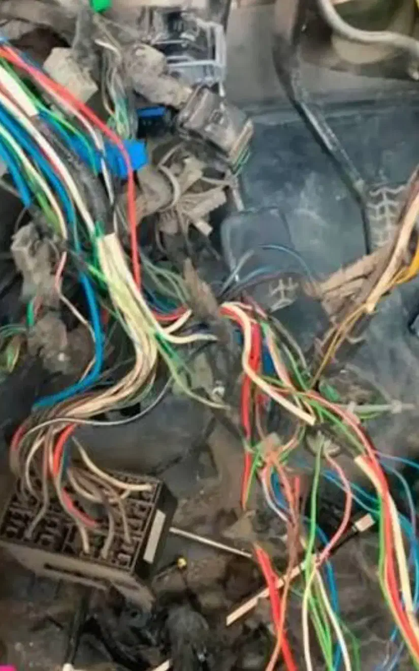 باطری سازی سیار روشن کردن خودرو ۲۴ ساعت|خدمات موتور و ماشین|خرمآباد, |دیوار