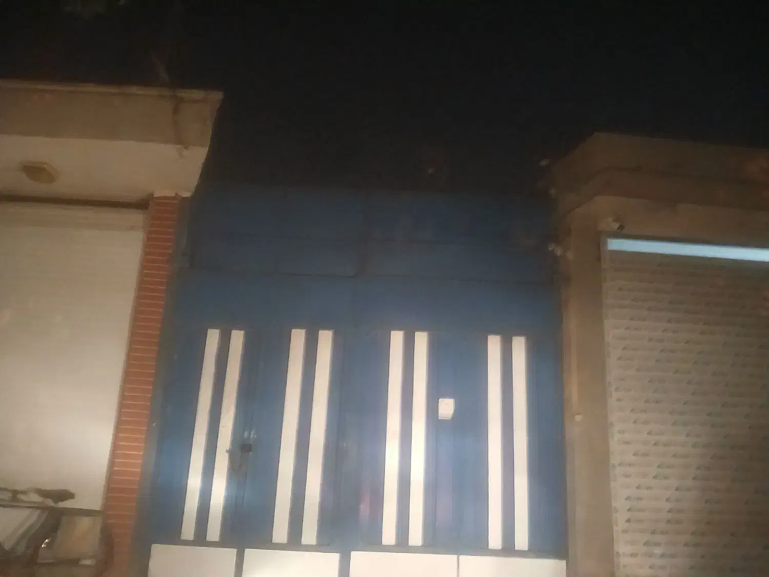 اجاره یک باب مغازه جهت باطری سازی|اجارهٔ مغازه و غرفه|خمینی‌شهر, |دیوار