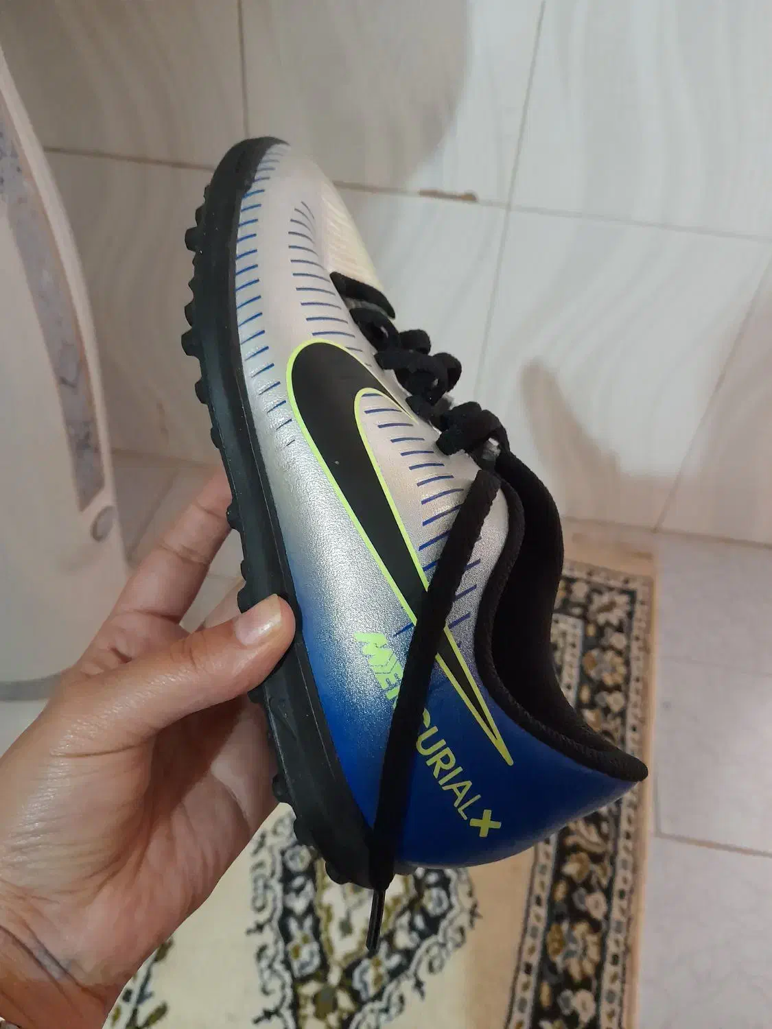 کفش فوتبال|کیف، کفش، کمربند|اردبیل, |دیوار