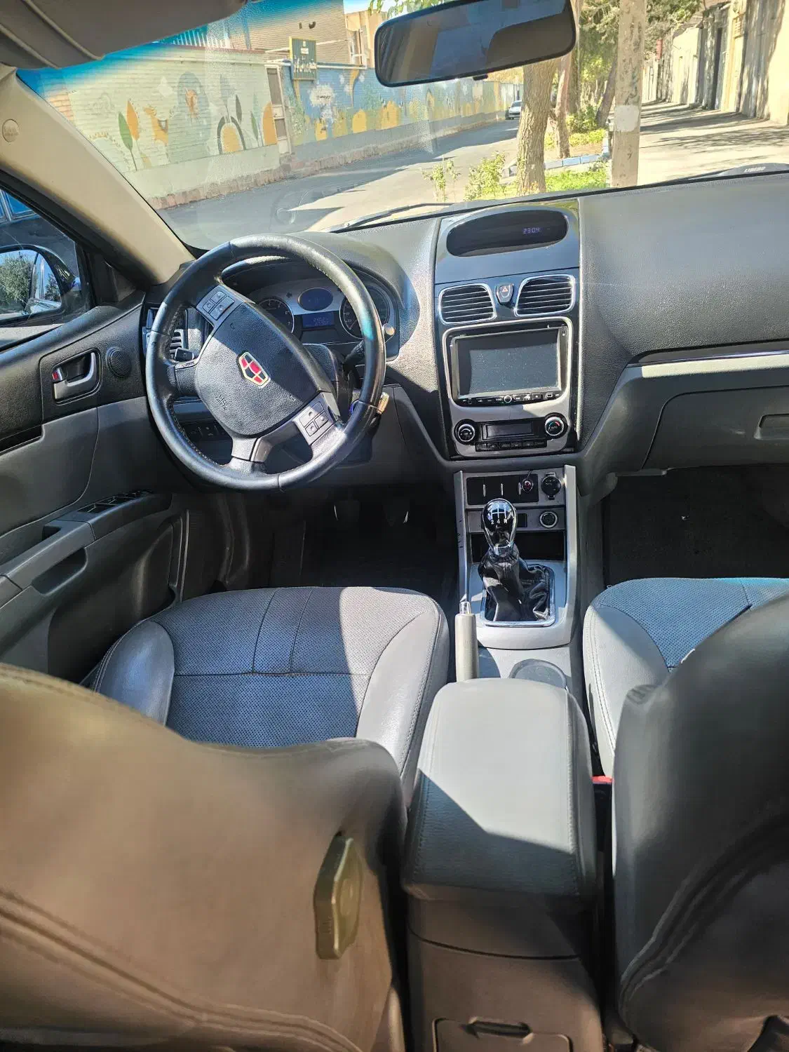 جیلی ۲۰۱۳ بی رنگ وکم کار استثنایی|خودرو سواری و وانت|تبریز, |دیوار