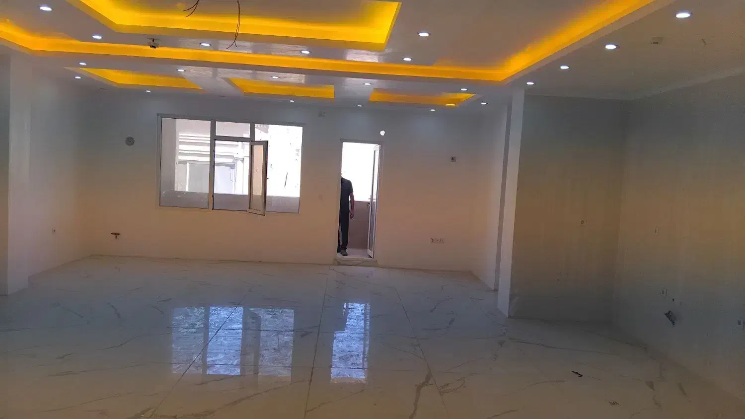 فروش واحد۲۵۰دستگاه ۱۵۵متری ۳خواب لوکس لاکچری|فروش آپارتمان|بندر امام خمینی, |دیوار