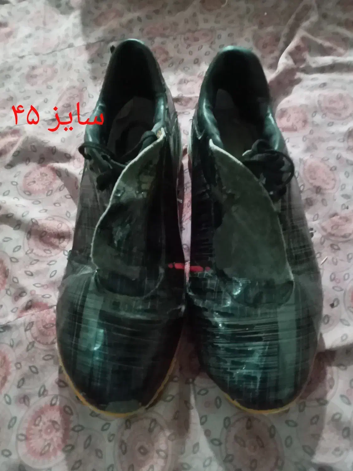 کفش چمن قیمت مناسب|تجهیزات ورزشی|بجنورد, |دیوار