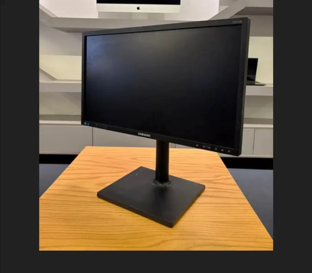 مانیتور 22 اینچ سامسونگ|قطعات و لوازم جانبی رایانه|اراک, |دیوار