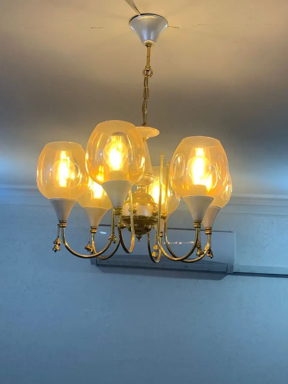 لوستر طلایی درحد نو|لوستر و چراغ آویز|اهواز, زیتون کارمندی|دیوار