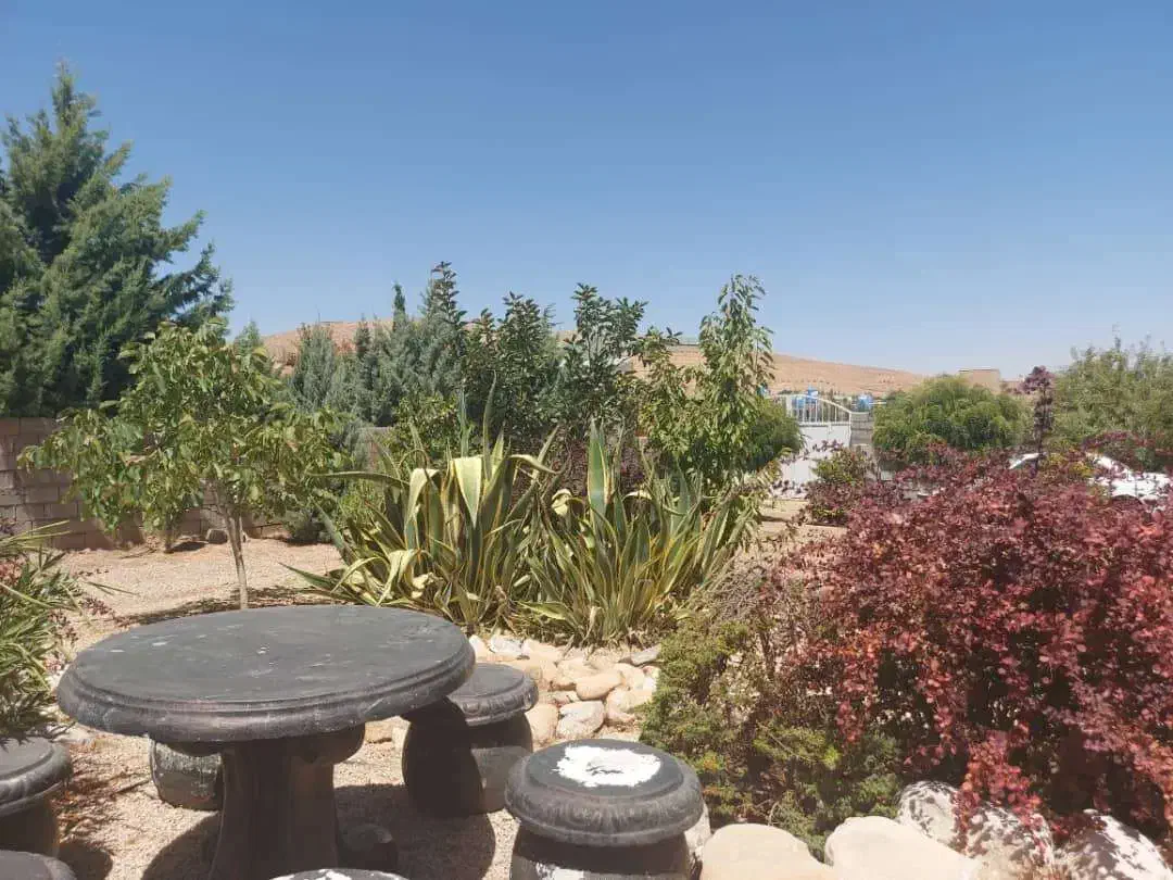 تور بانوان صدرا|تور و چارتر|صدرا-فارس, فاز ۱|دیوار