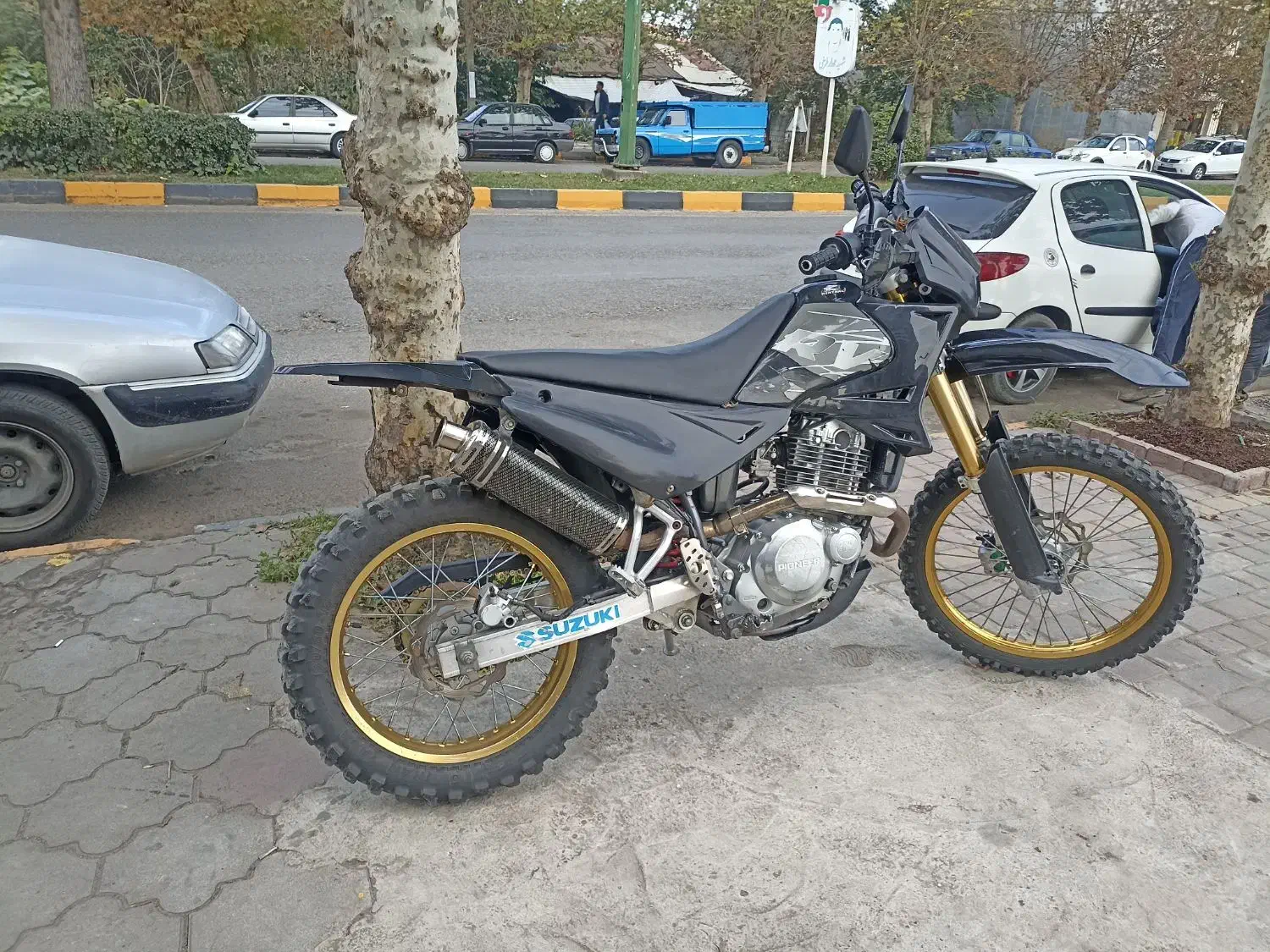 تریل روان 250 RVX|موتورسیکلت|رشت, منظریه|دیوار