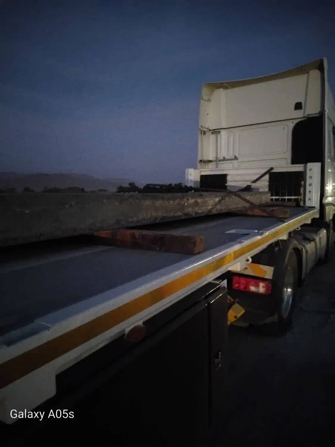 تریلر کفی 13.70 پویا|خودرو سنگین|آباده, |دیوار