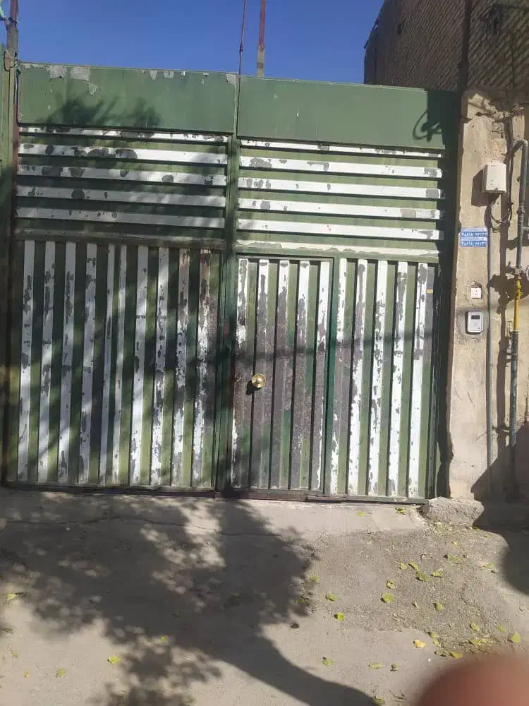 دولنگه درب گاراژی|مصالح و تجهیزات ساختمان|الیگودرز, |دیوار