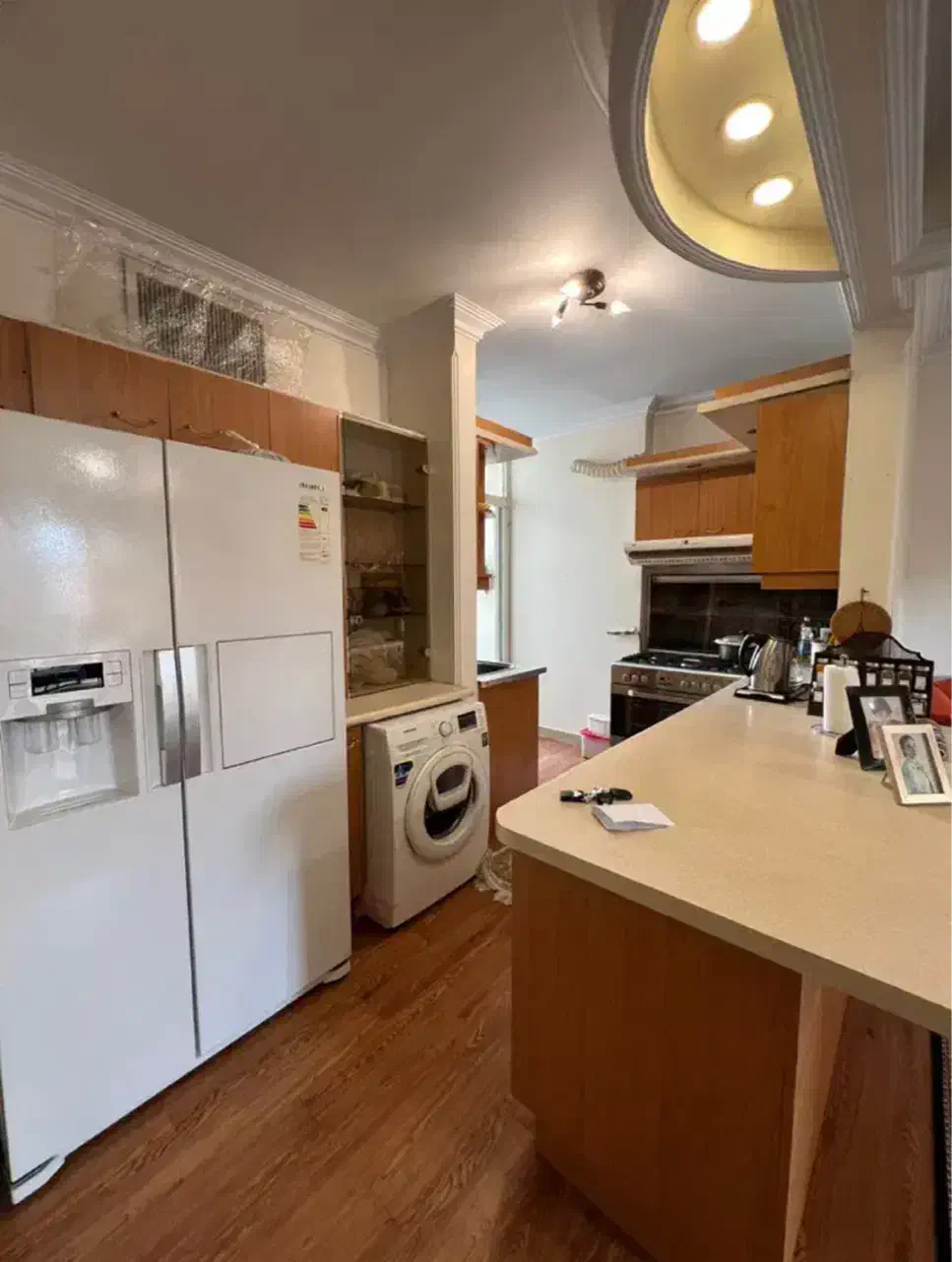 سعادت آباد صرافها ۹۰‌متر/روبه آفتاب/رهن کامل/فول