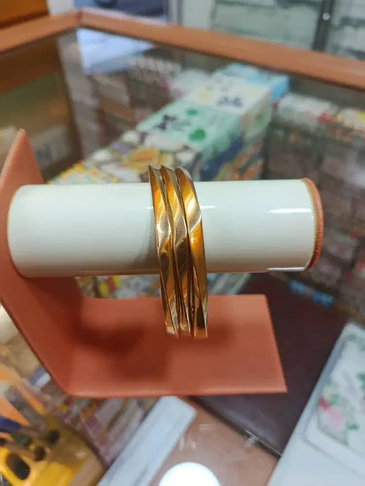 طلا|جواهرات|آبدانان, |دیوار