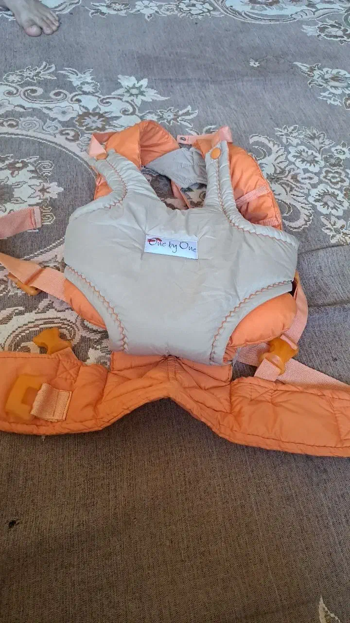 اغوشی بغل اغوشی کریر|کالسکه و لوازم جانبی|گلبهار, شهر جدید گلبهار|دیوار