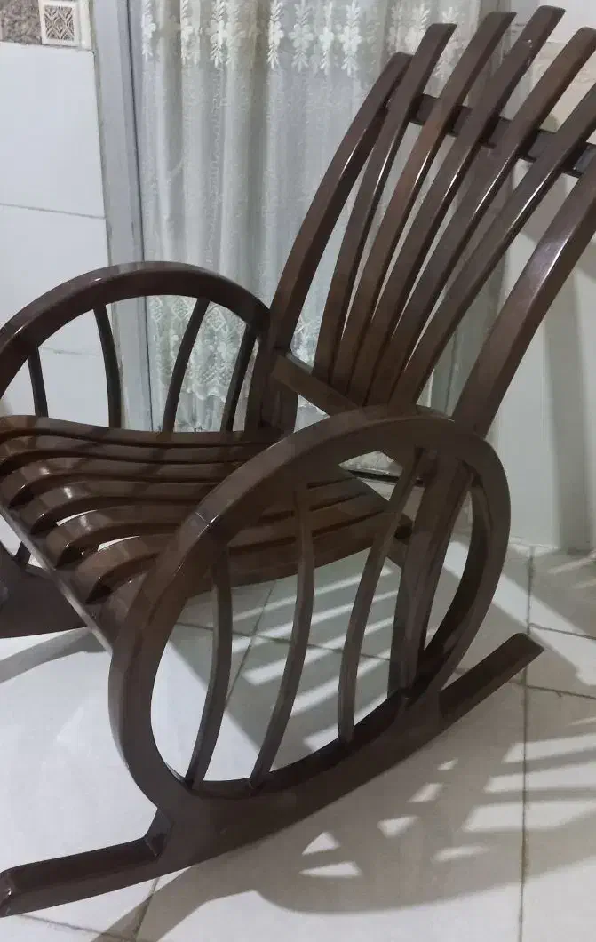 صندلی راکی|صندلی و نیمکت|قم, نیروگاه|دیوار