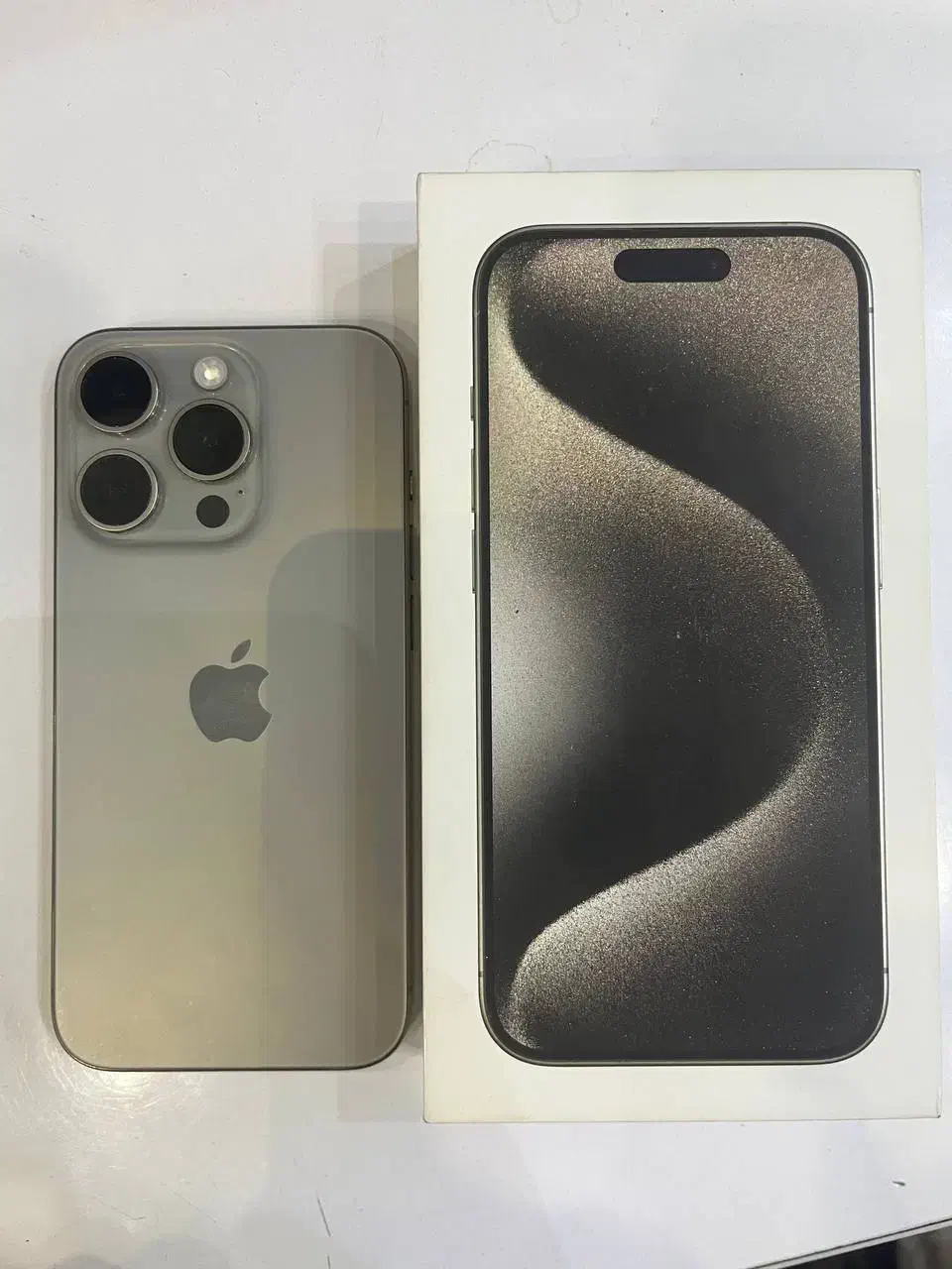 آیفون۱۵پرو درحد بدون خط و خش|موبایل|قم, الوندیه و گذر صادق|دیوار