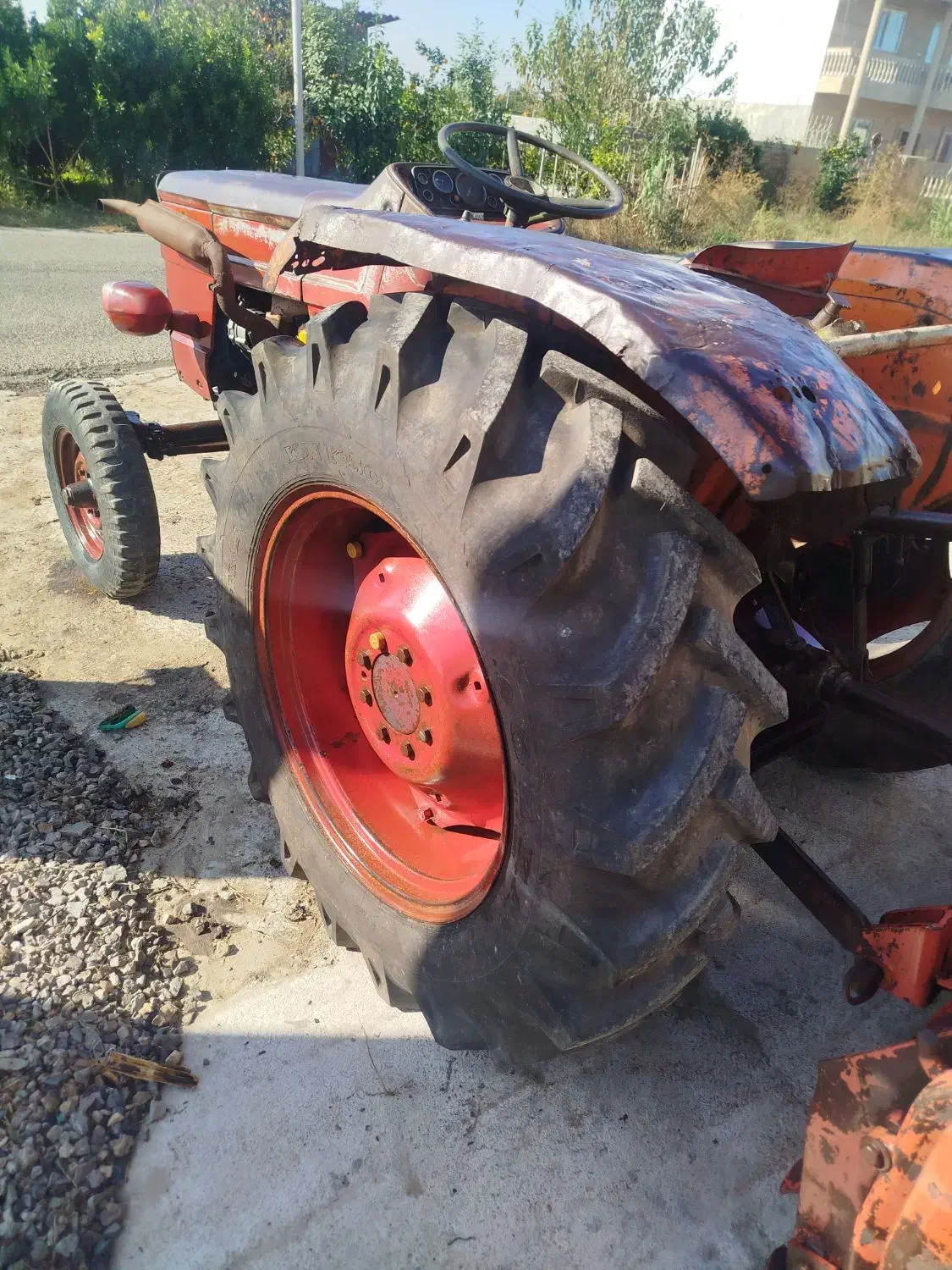 تراکتور فیات قرمز|خودرو سنگین|قائم‌شهر, |دیوار