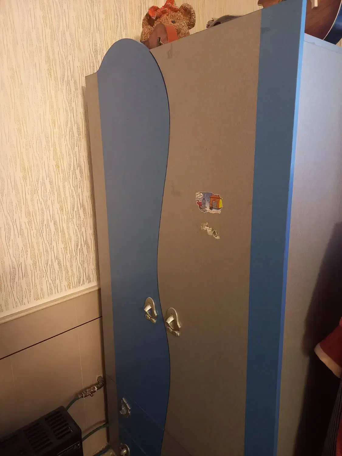 تخت خواب وکمد لباس|تخت و سرویس خواب|کاشان, راوند|دیوار