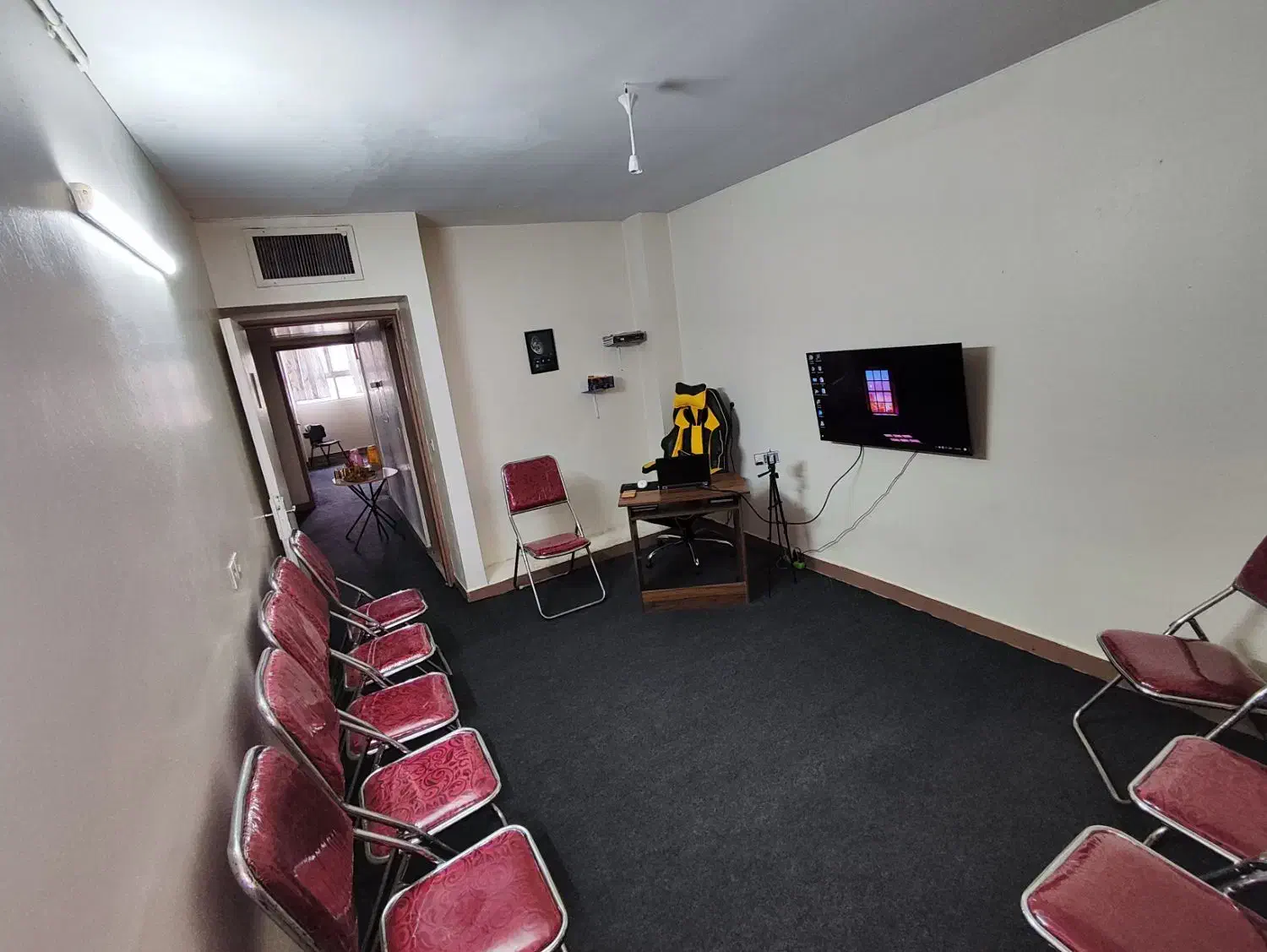 برگزاری دوره های تخصصی آموزش زبان|خدمات آموزشی|فولادشهر, A6|دیوار