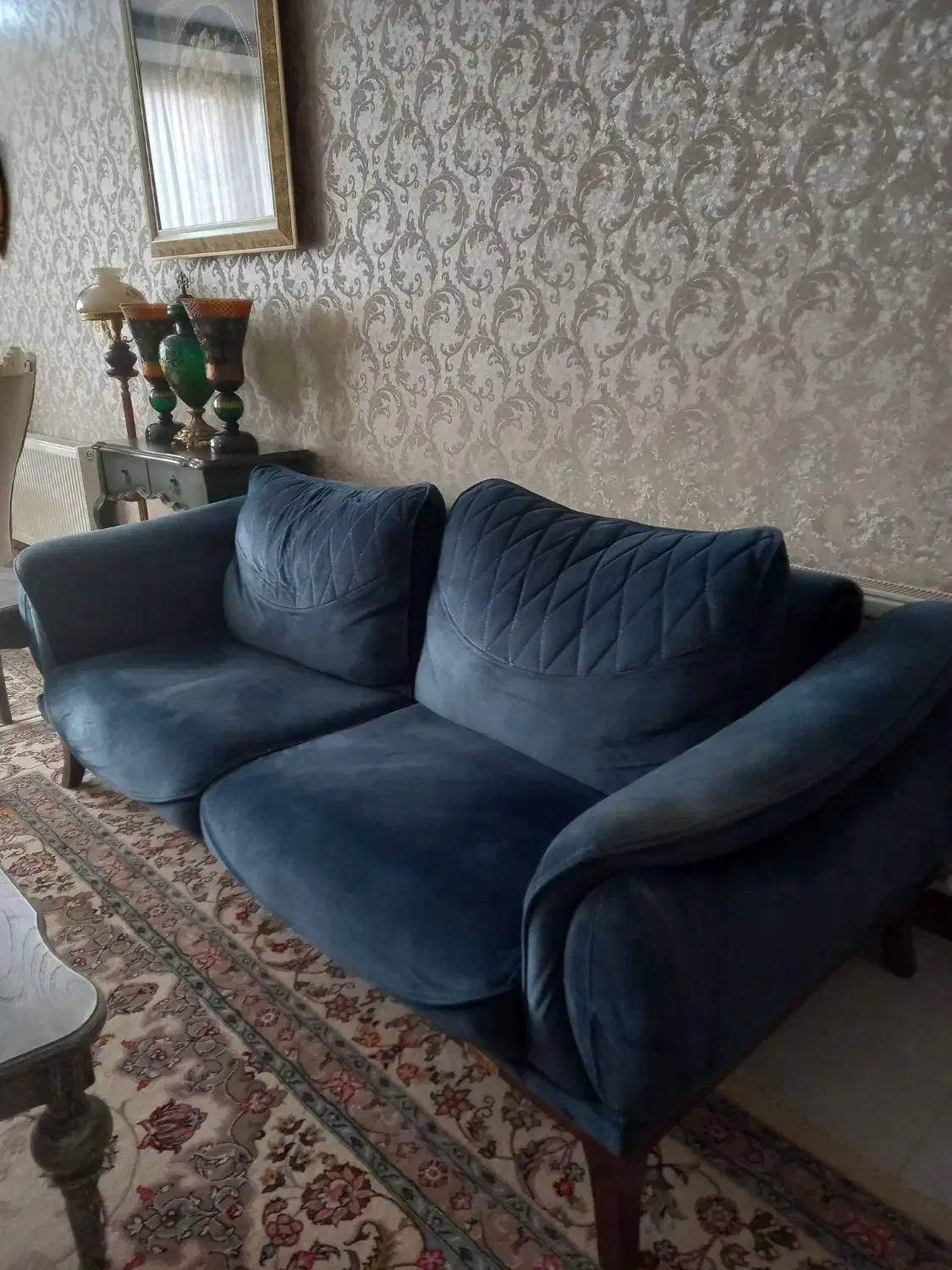 مبل ۳نفره که حالت استراحتی وخواب هم میشود|مبلمان خانگی و میز عسلی|مشهد, گوهرشاد|دیوار