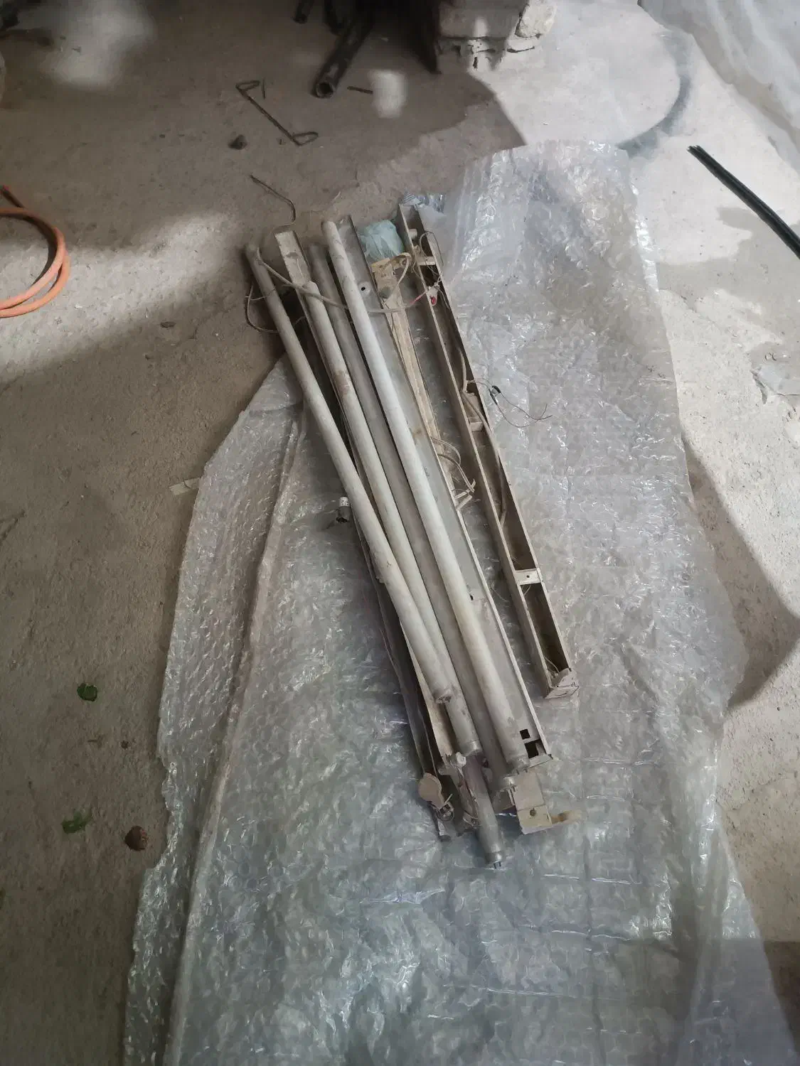 مهتابی|لامپ و چراغ|قم, قلعه کامکار|دیوار