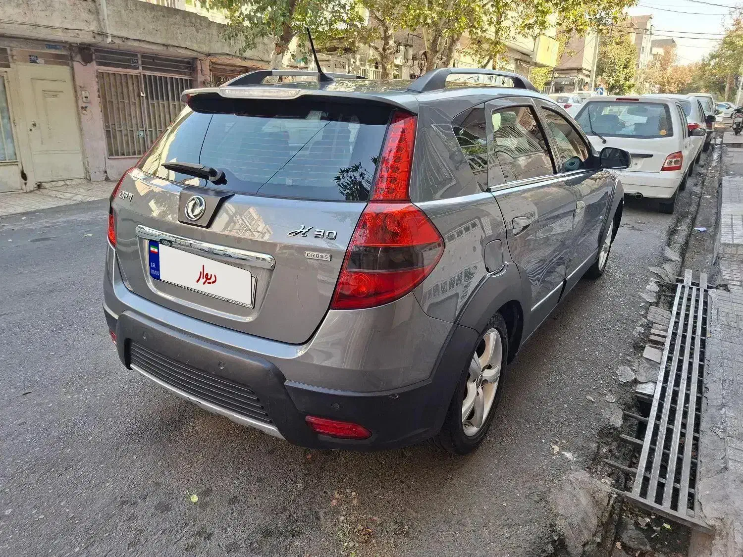 H30 cross دانگ فنگ|خودرو سواری و وانت|تهران, مجیدآباد|دیوار