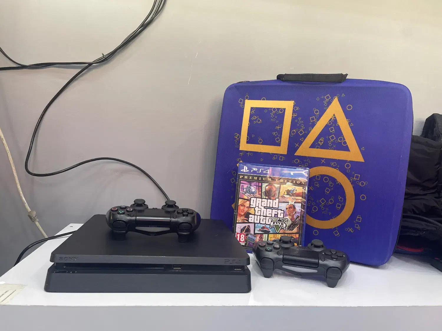 Ps4 slim|کنسول، بازی ویدئویی و آنلاین|صدرا-فارس, فاز ۱|دیوار