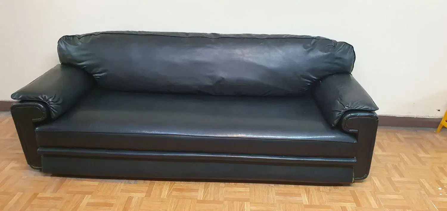 مبل چرمی ۴ نفره|مبلمان اداری|تهران, آرژانتین|دیوار