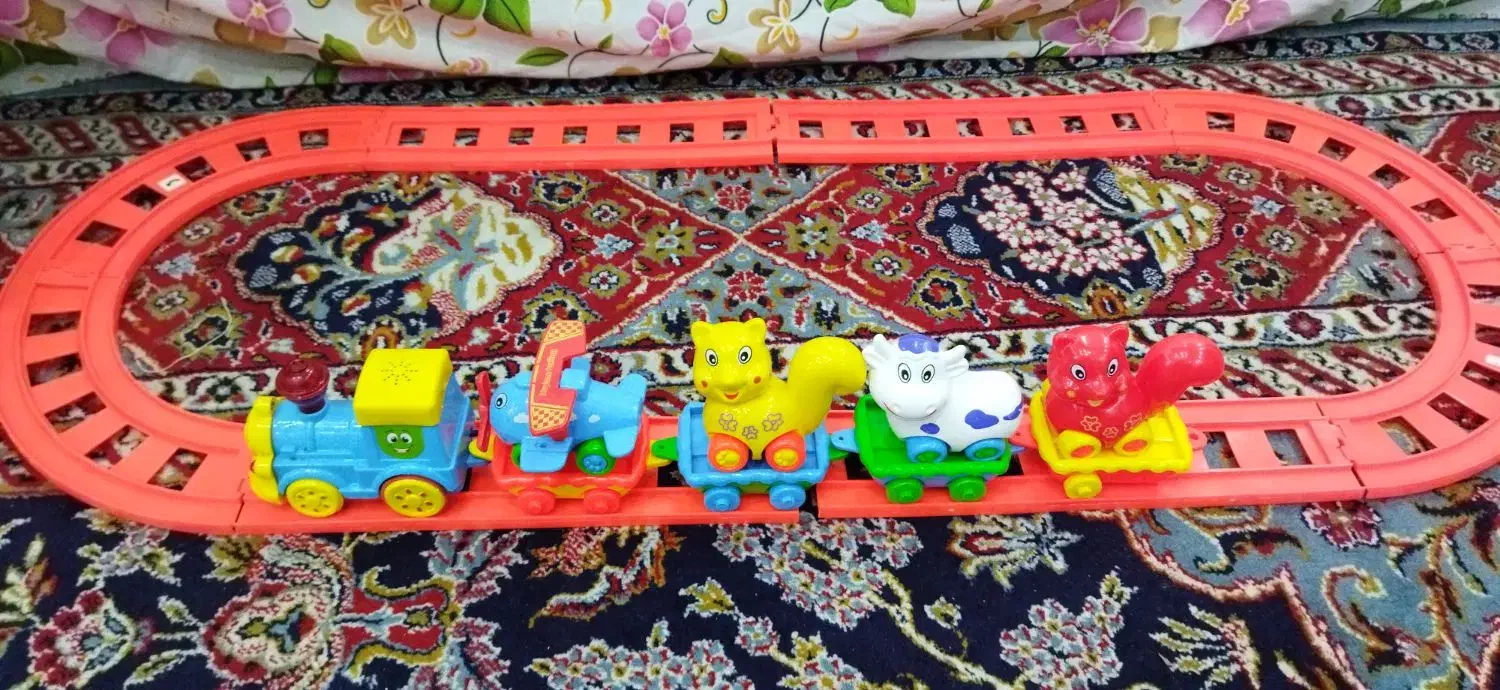 قطار حرکتی|اسباب‌‌بازی|رشت, چله خانه|دیوار