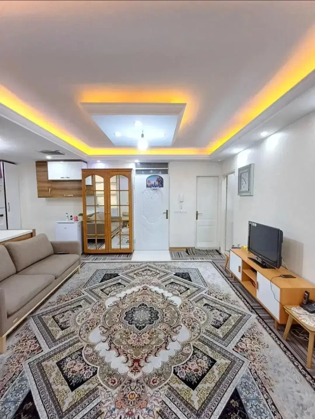 ۶۰مترمینای شرقی سندار۳۰۰نقدینگی وام دار تاپ لوکیشن|فروش آپارتمان|ملارد, |دیوار