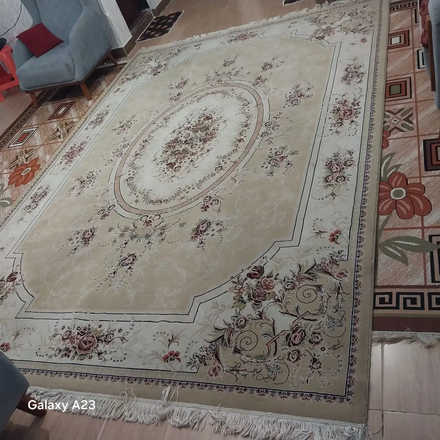 فرش ۹متری سالم جنس خوب|فرش|رشت, یخسازی|دیوار