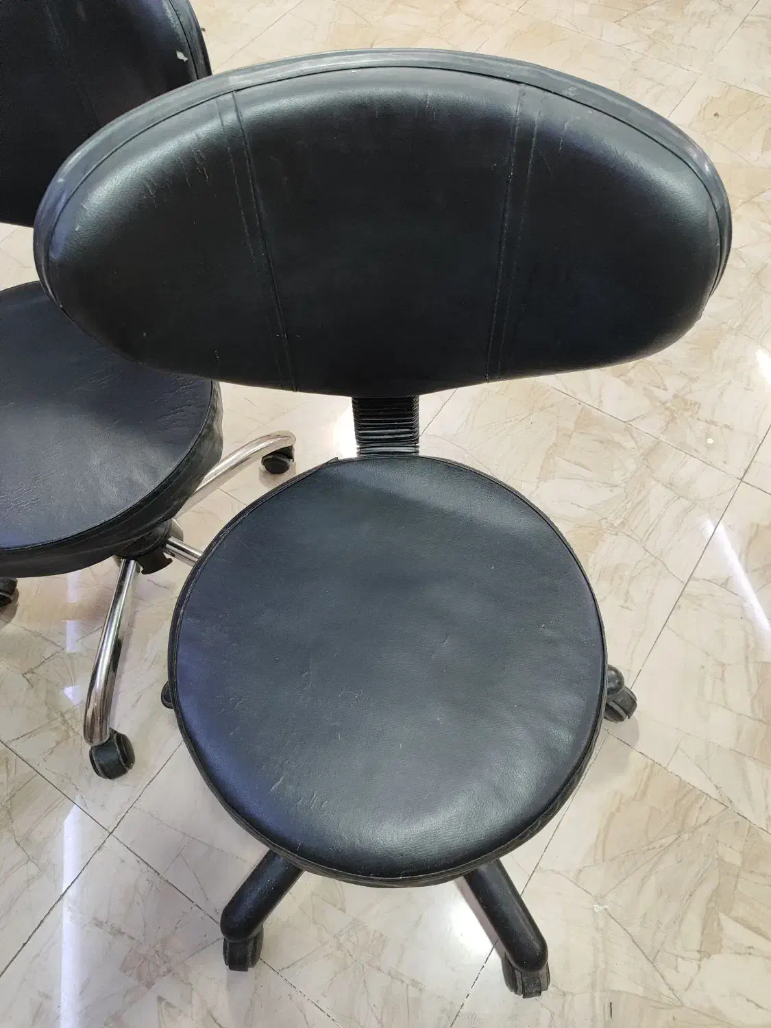 صندلی تابوره|صندلی و نیمکت|شاهین‌شهر, خبرنگار|دیوار