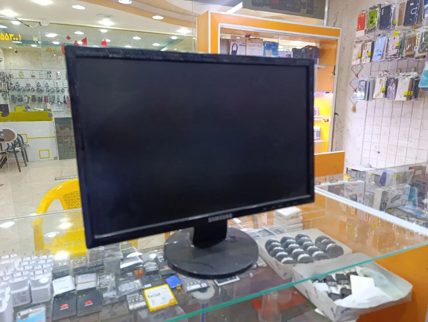 مانیتور سامسونگ|قطعات و لوازم جانبی رایانه|زاهدان, |دیوار