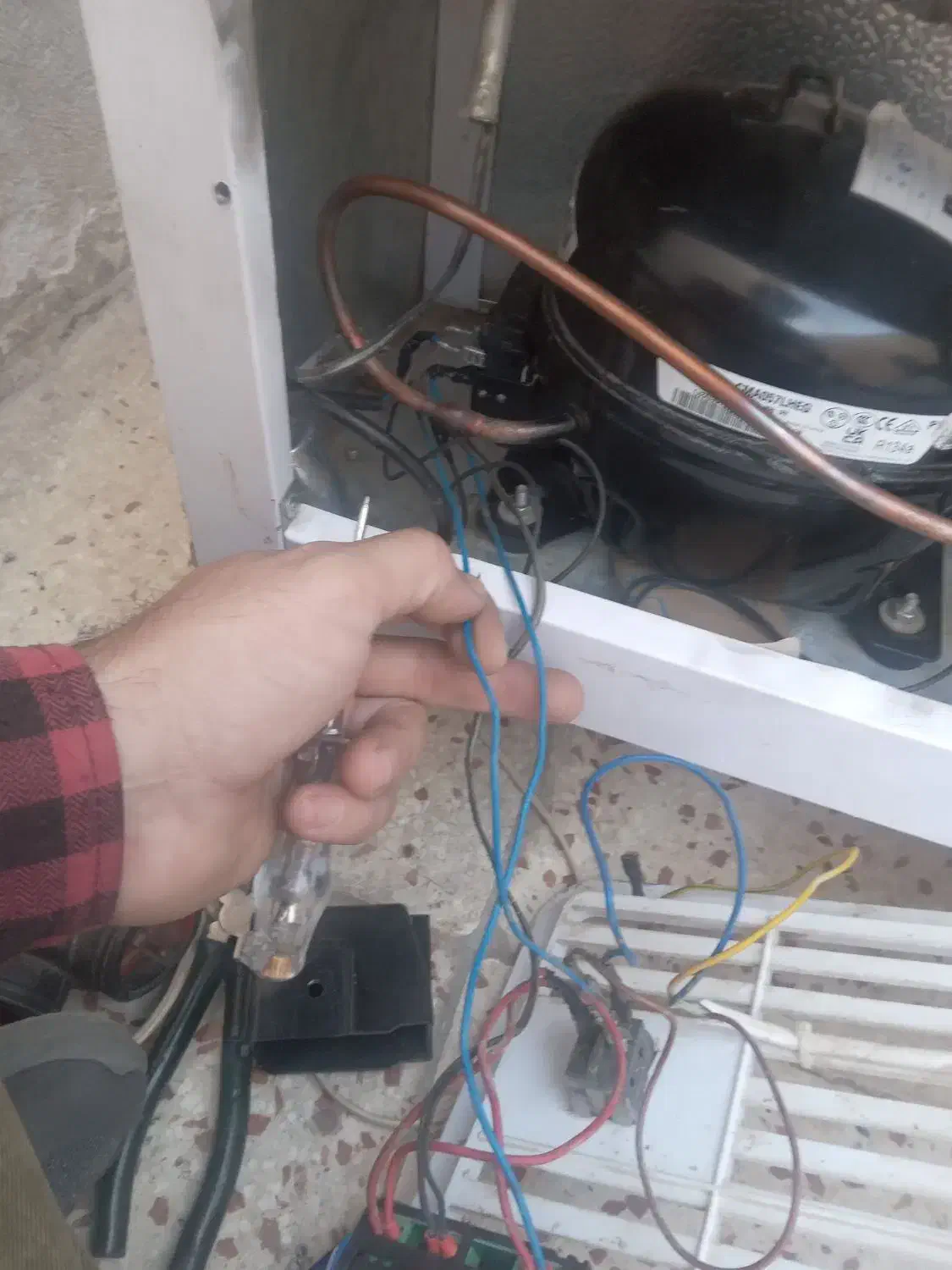 تعمیرات یخچال لباسشوی کولرگازی پکیج ابگرمکن|خدمات پیشه و مهارت|چهارباغ, |دیوار