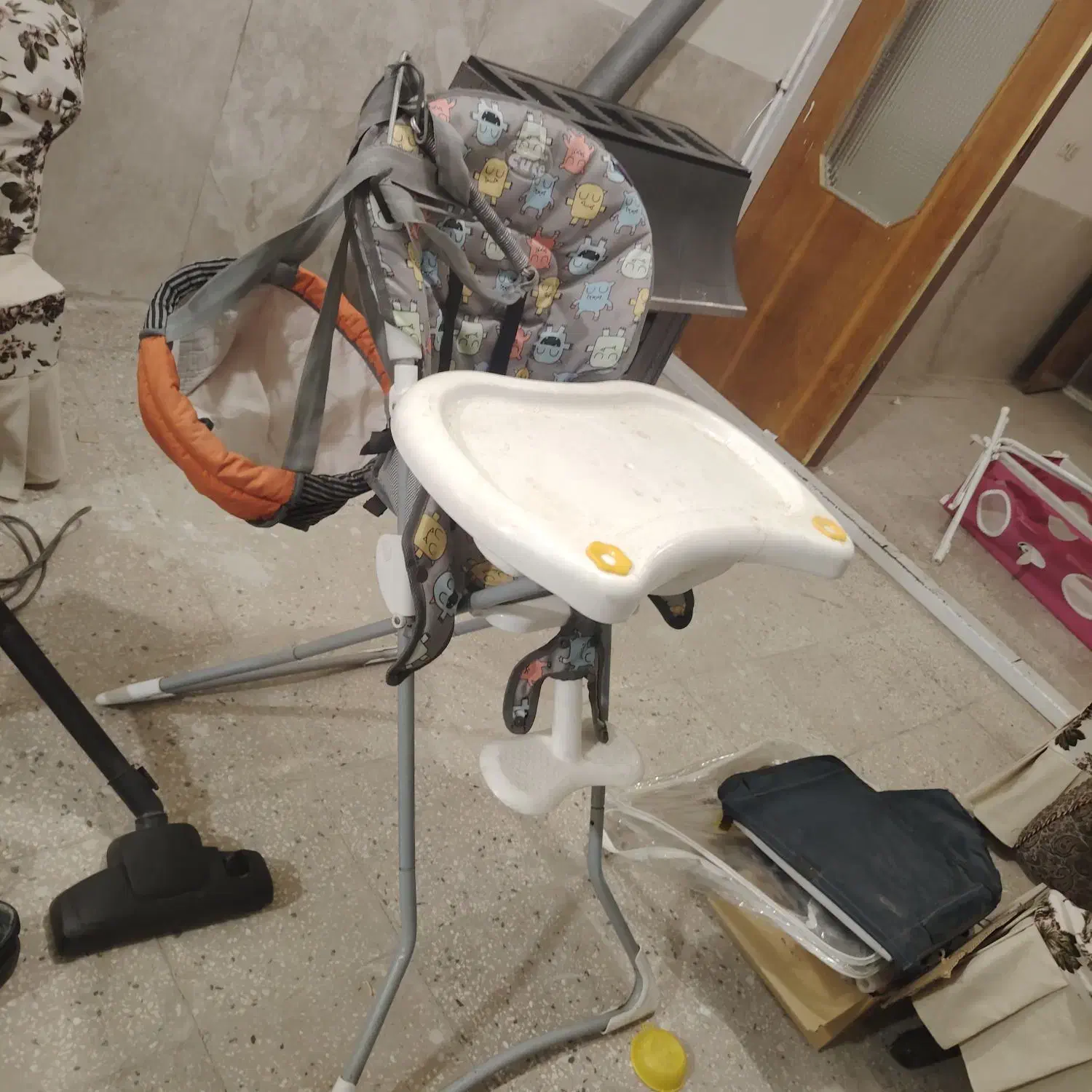 تاب و میز غذا کودک|اسباب و اثاث بچه|یزد, |دیوار