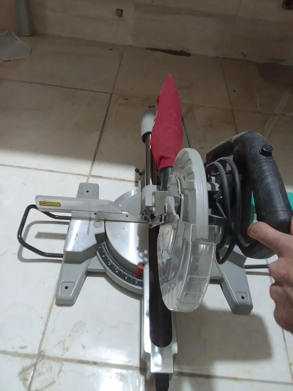 فارسی بر dca|ابزارآلات|شیراز, کرونی(خاتونک)|دیوار