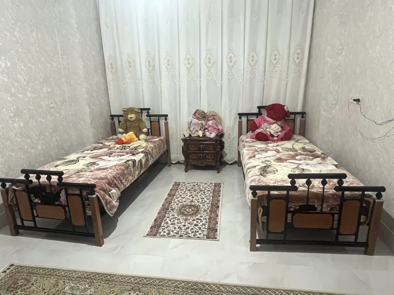 تختخواب و تشک|تخت و سرویس خواب|شاهین دژ, |دیوار