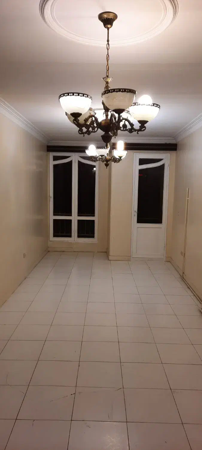 ۶۷ متری دروازه شمیران