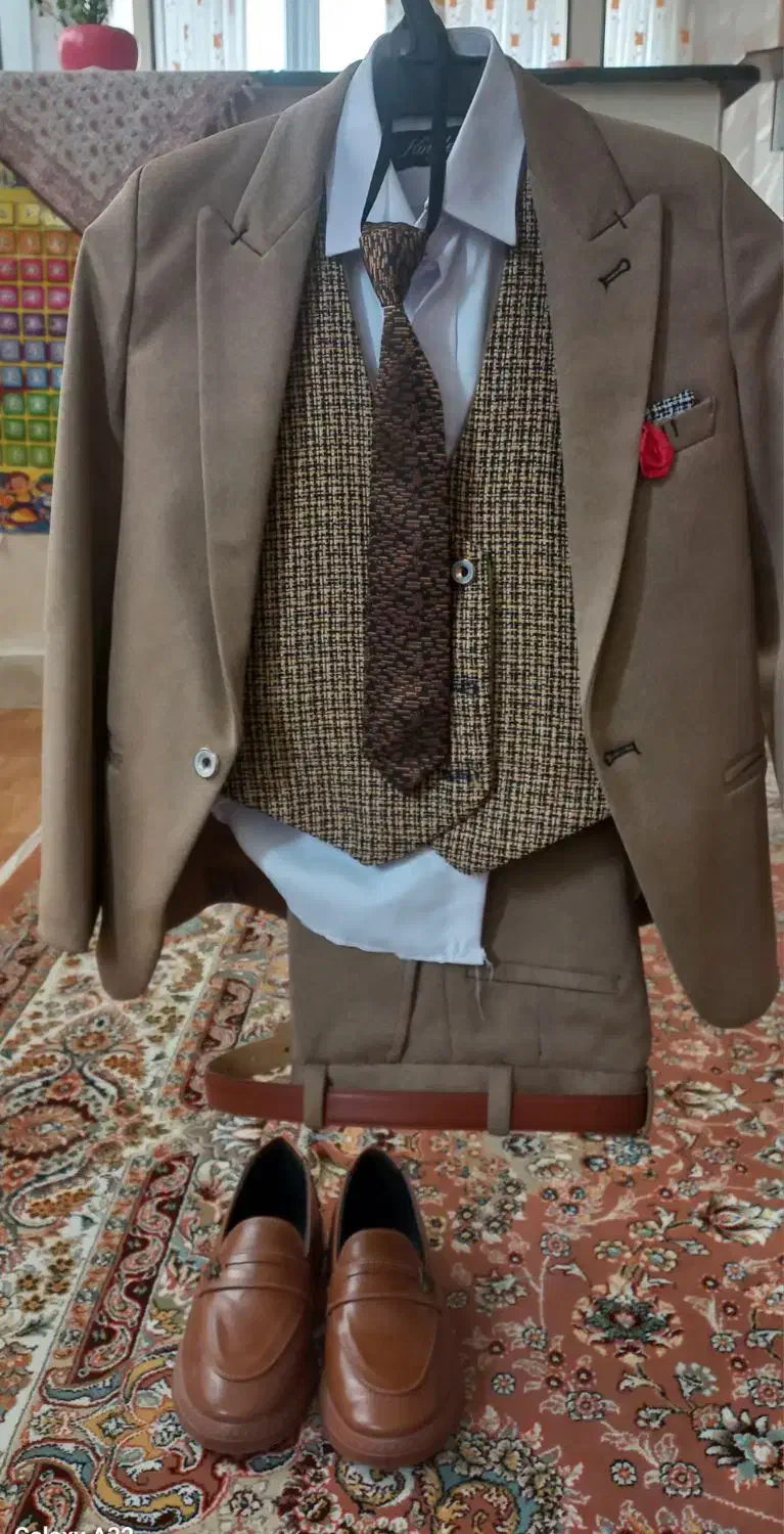 کت و شلوار و پیراهن و کراوات و کمربند و کفش کالج|لباس|بوکان, |دیوار