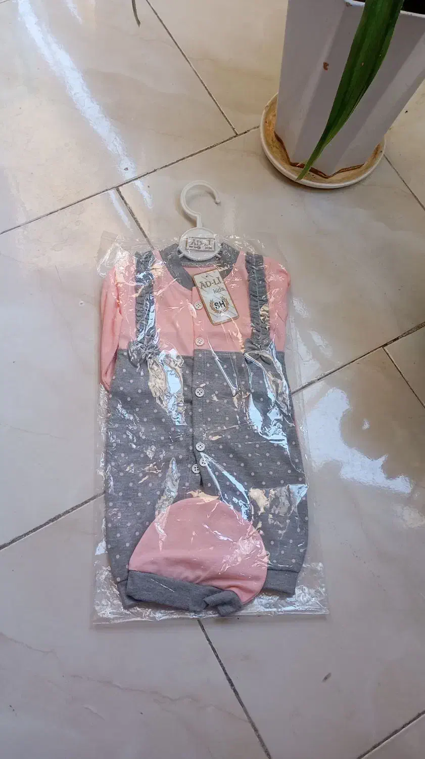 وسایل بچه|اسباب و اثاث بچه|نهاوند, |دیوار