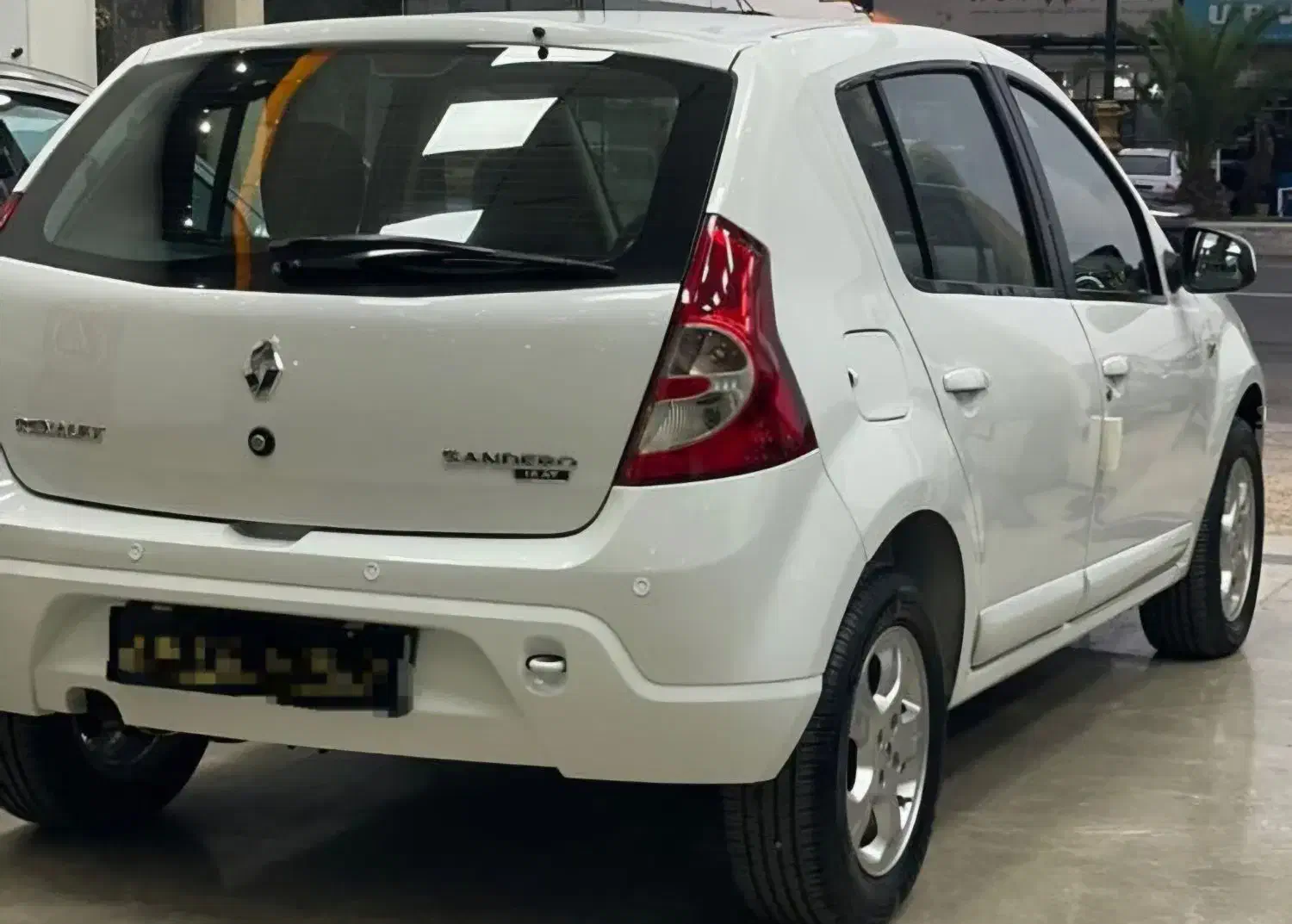 ساندرو/مدل ۹۵/خرید اقساطی|خودرو سواری و وانت|تهران, علم و صنعت|دیوار