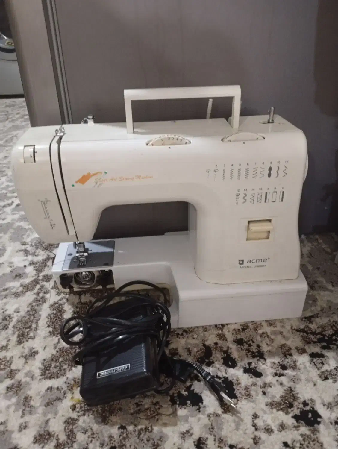 چرخ خیاطی|چرخ خیاطی و ریسندگی|تربتحیدریه, ده پائین|دیوار