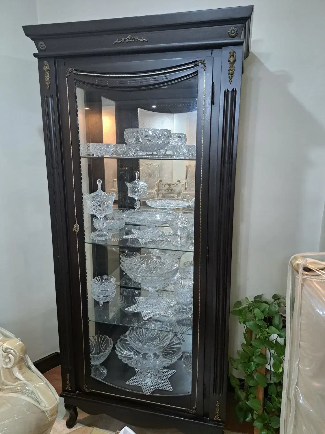 بوفه چوبی درحدنو|بوفه، ویترین، کنسول|تهران, آشتیانی|دیوار