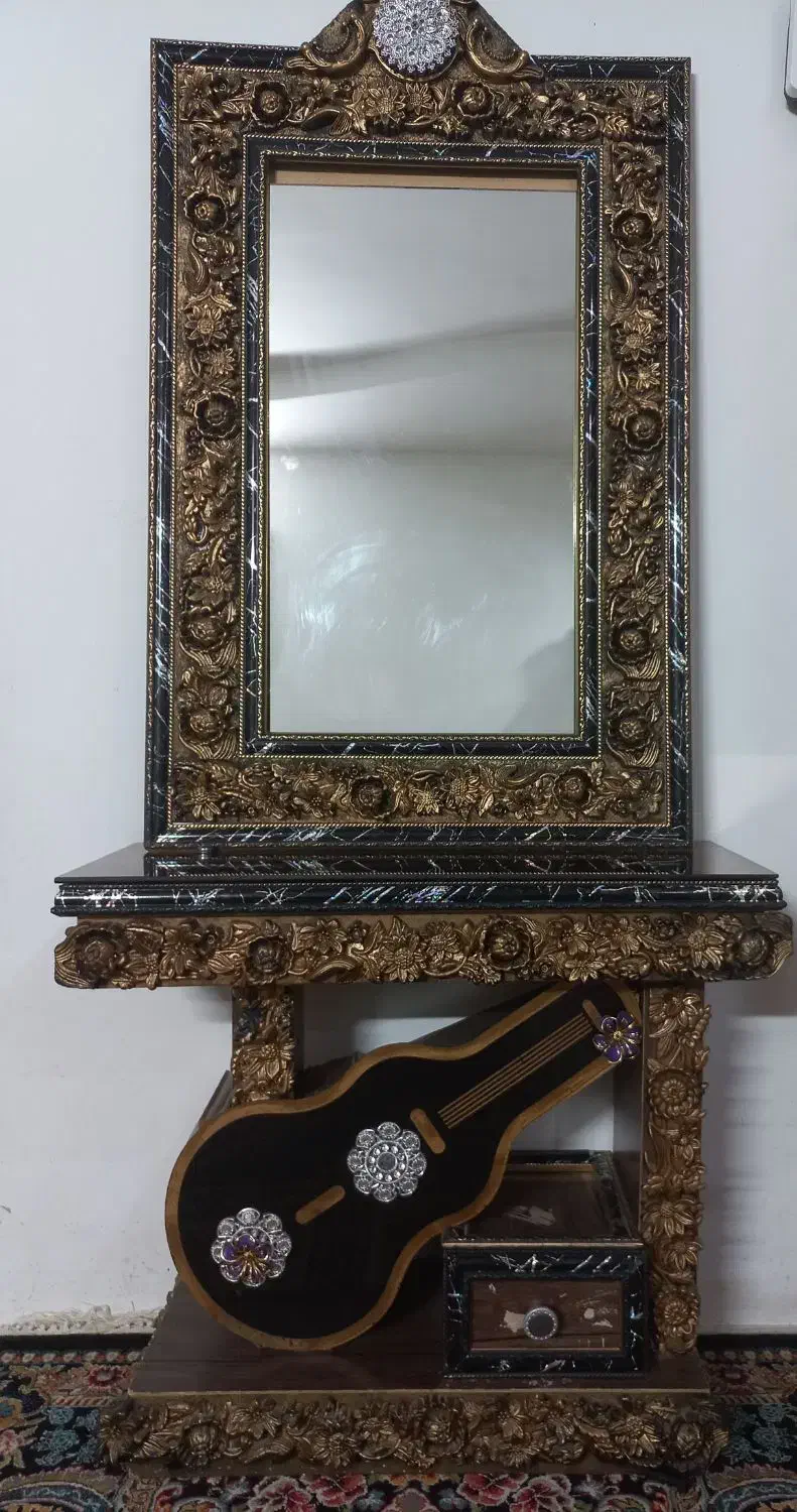 آینه وزیر آینه ای|بوفه، ویترین، کنسول|مشهد, نرگس (شهرک غرب)|دیوار