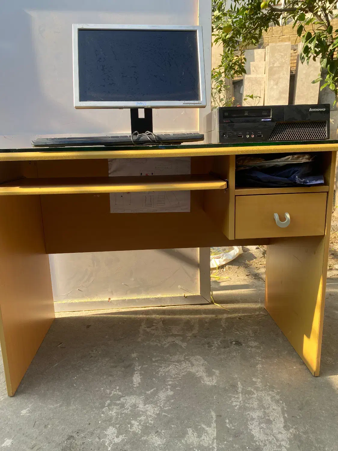 کامپیوتر و میز|رایانه رومیزی|تالش, هشتپر|دیوار