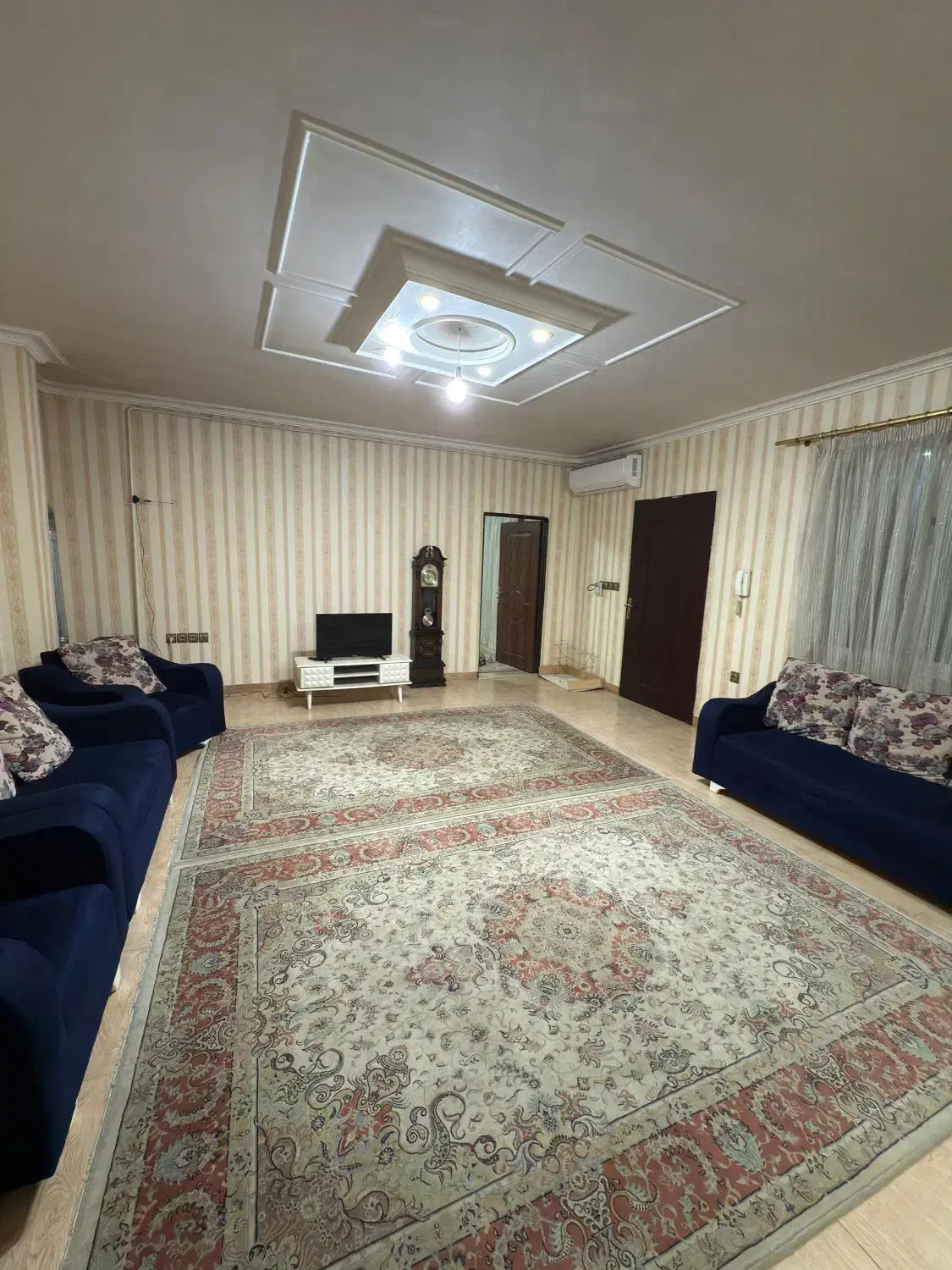 یک خواب با پارکینگ اختصاصی (خانواده و مجرد)|اجارهٔ کوتاهمدت آپارتمان و سوئیت|رشت, کوی امام رضا|دیوار